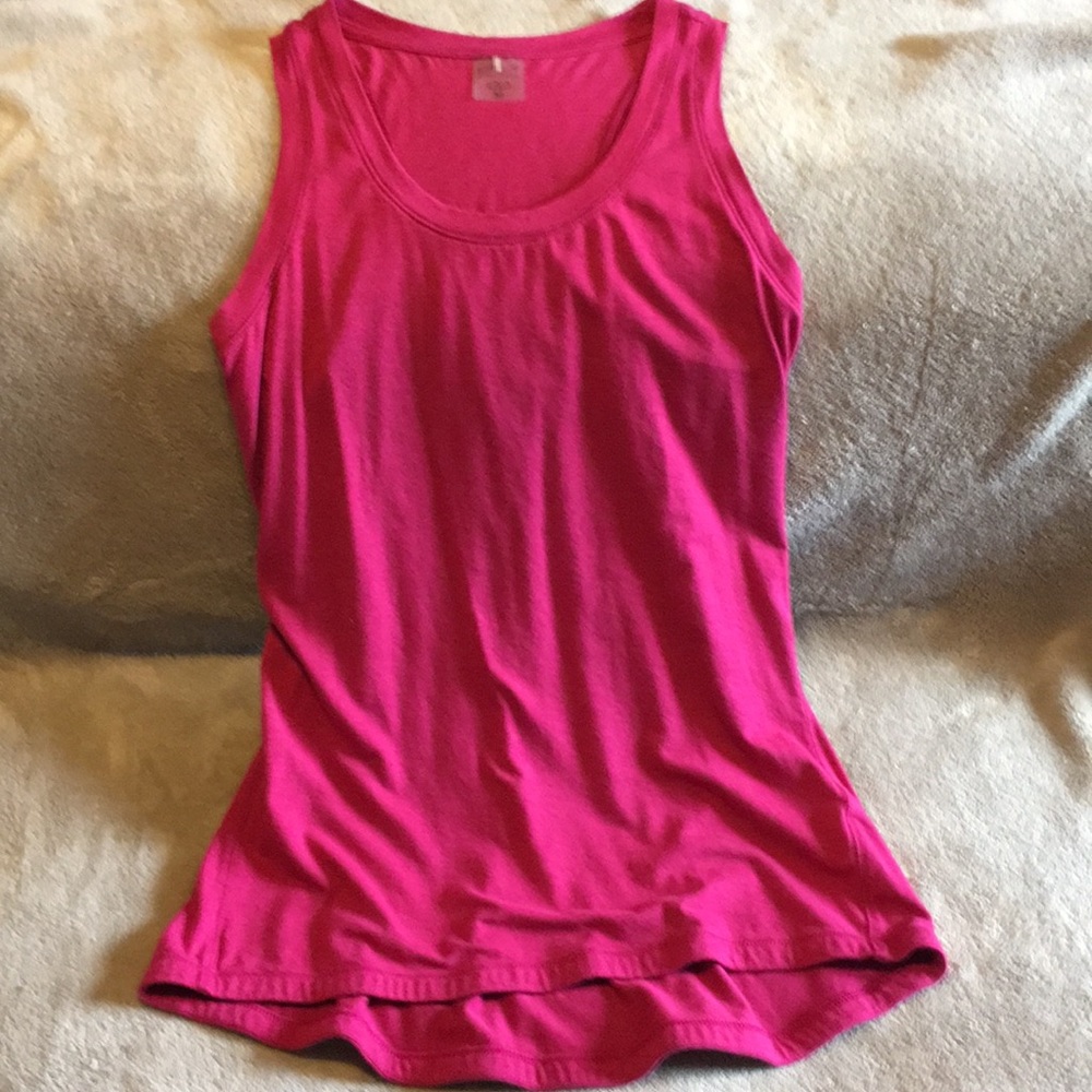 Calia tank size med